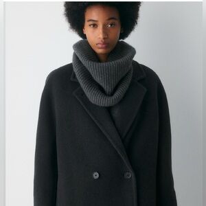 Aritzia Cashmere Rib Neck Warmer